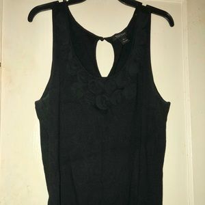 White House Black Market black knit tank w/flowers